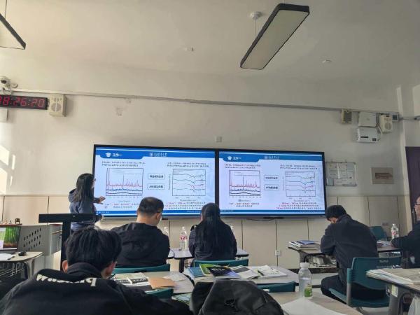 太阳成集团tyc122ccvip顺利开展2026届研究生预答辩会